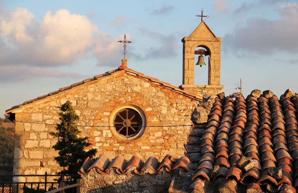 Locanda La Pieve Semproniano Exterior foto